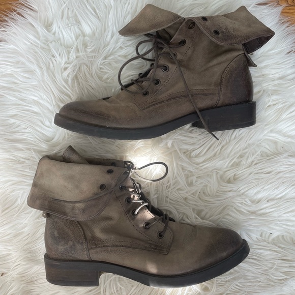 Lambskin Ombré Combat Boots Practically New - Picture 2 of 5